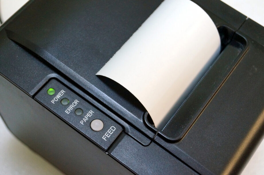 Drukarki fiskalne są używane do wydruków paragonów w punktach sprzedaży.